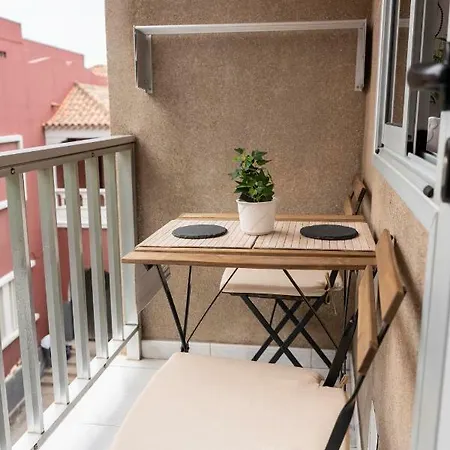 Central Near Martianez Beach With Balcony Puerto de la Cruz (Tenerife)